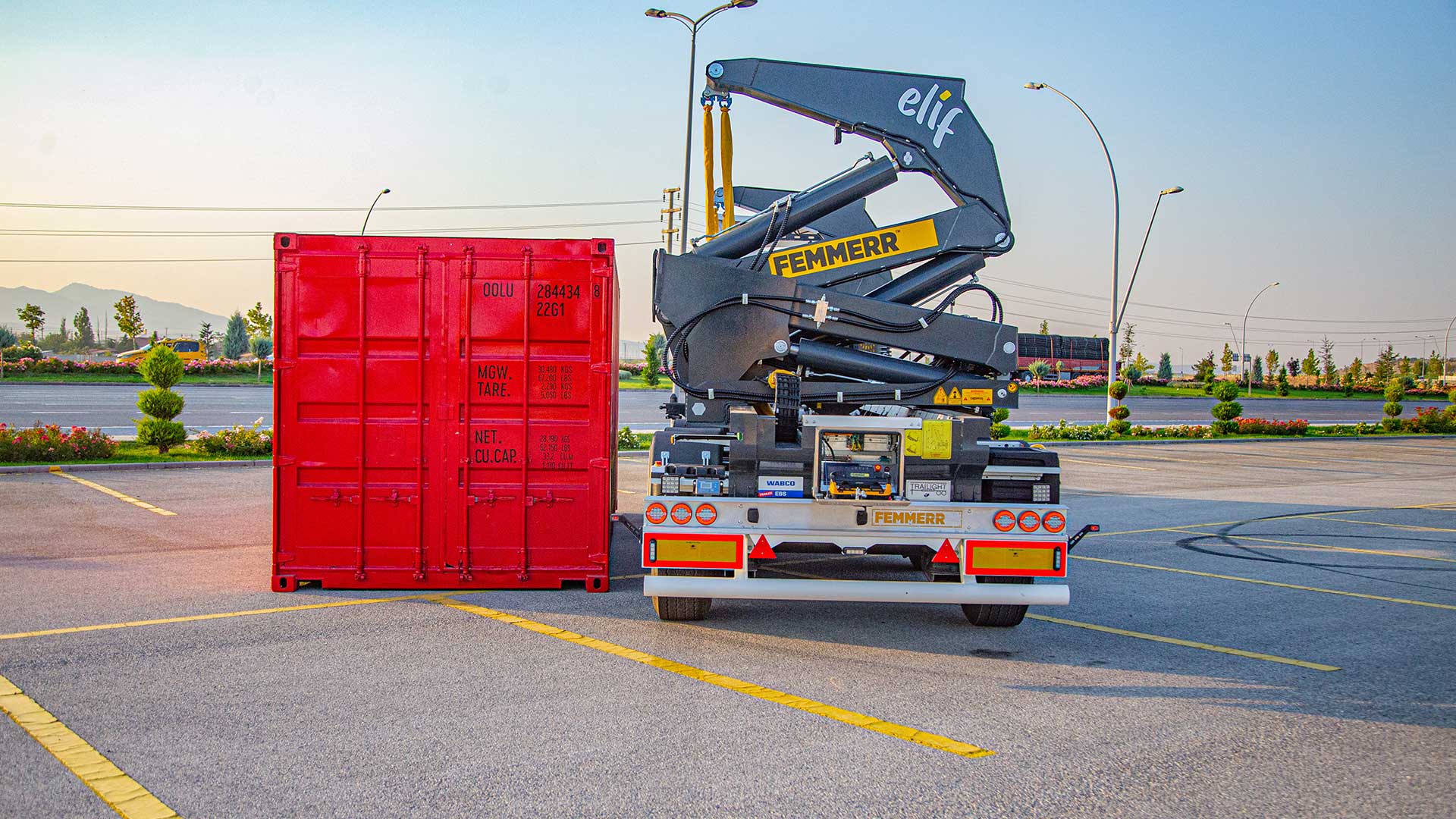 Side-Lifter-Side-Loader-Container-Side-Lifter-200